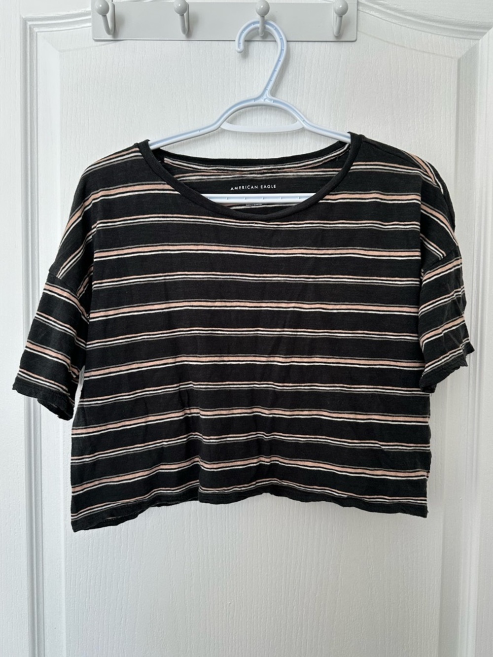 American Eagle Outfitters Charcoal and Cream Striped Crop Top Y2K 90’s Medium